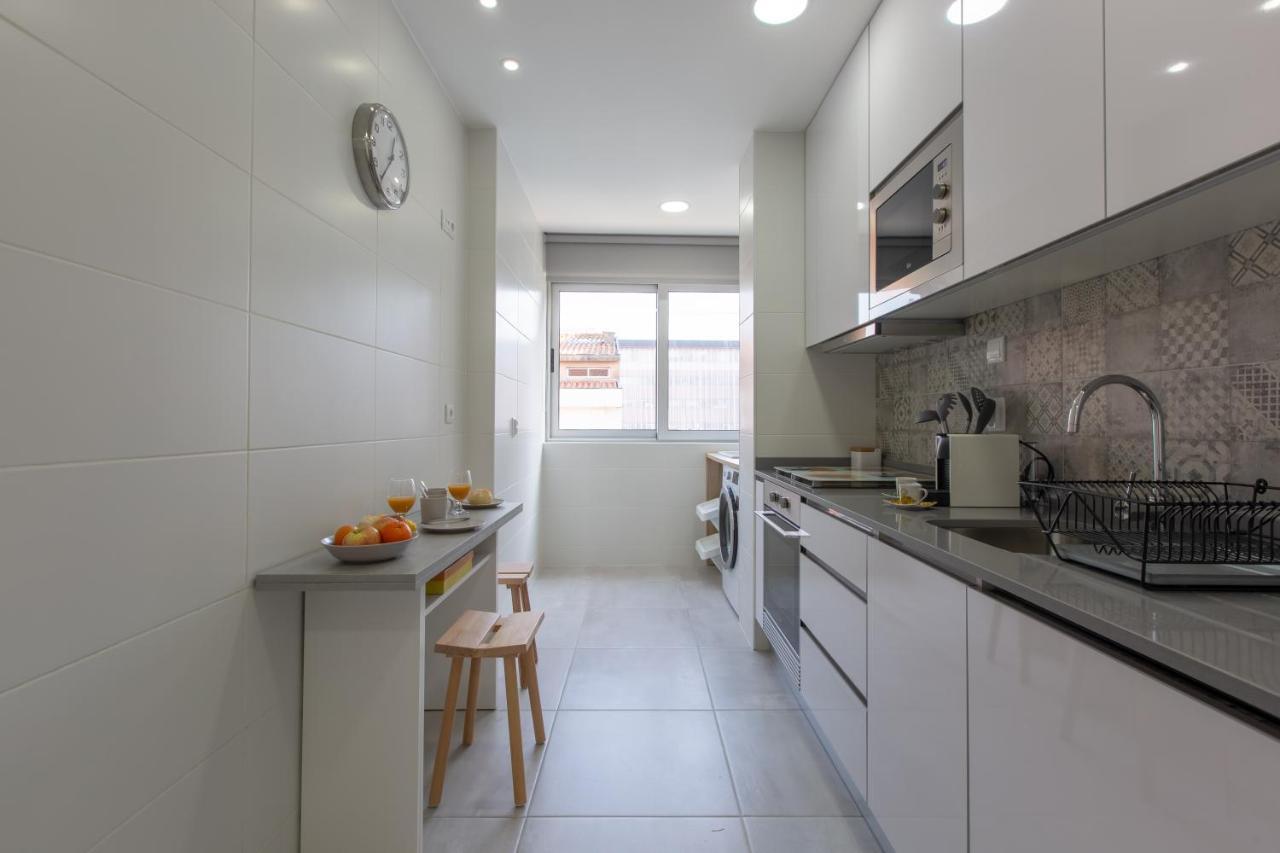 Trindade Family W/ Parking Place Apartament Porto